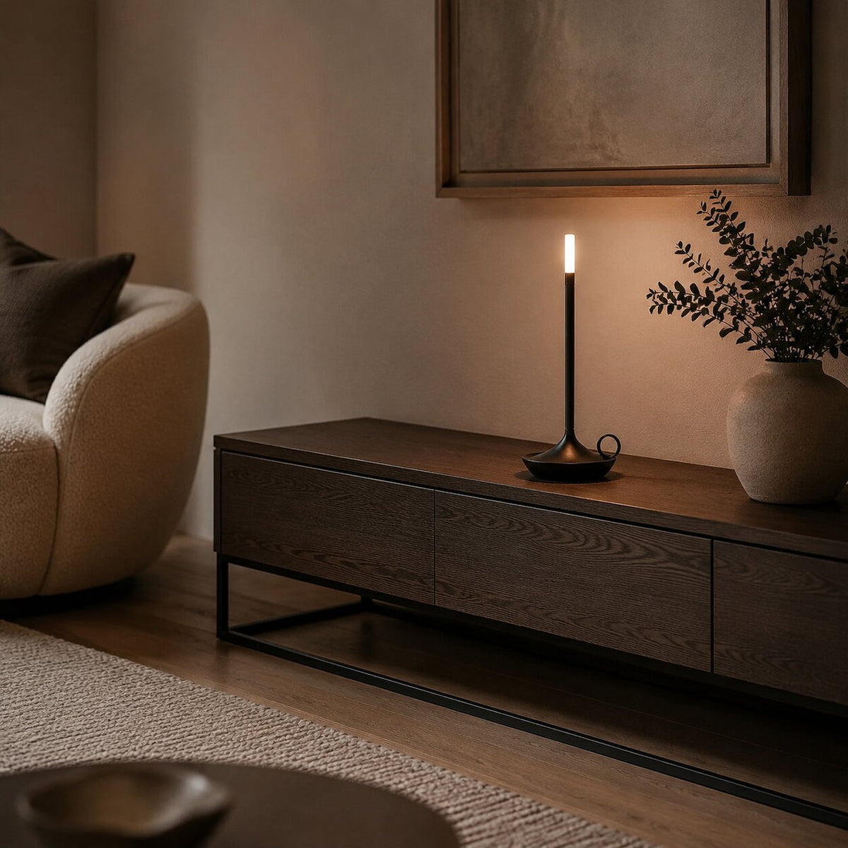 Minimalist Aluminium Cylinder Table Lamp