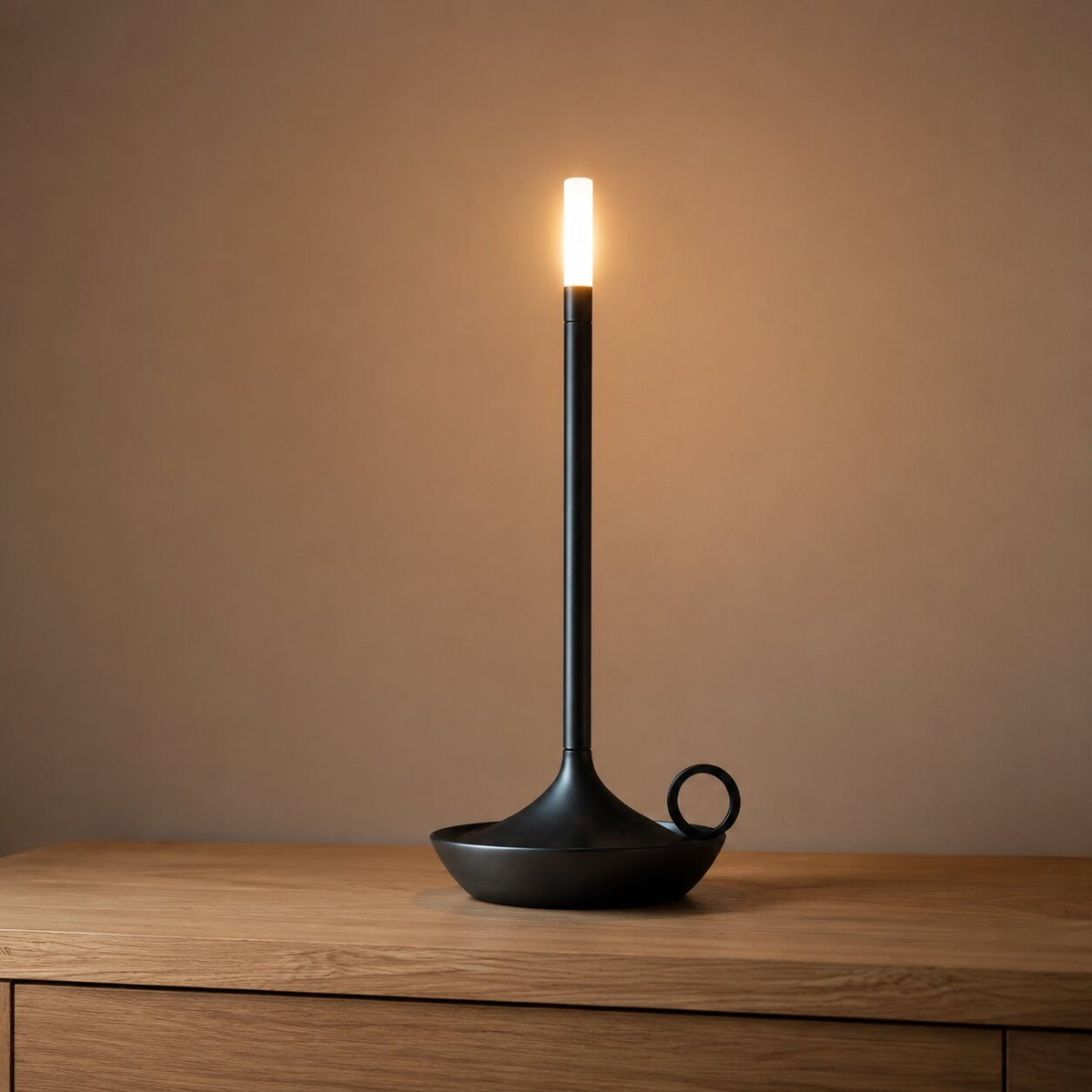 Minimalist Aluminium Cylinder Table Lamp