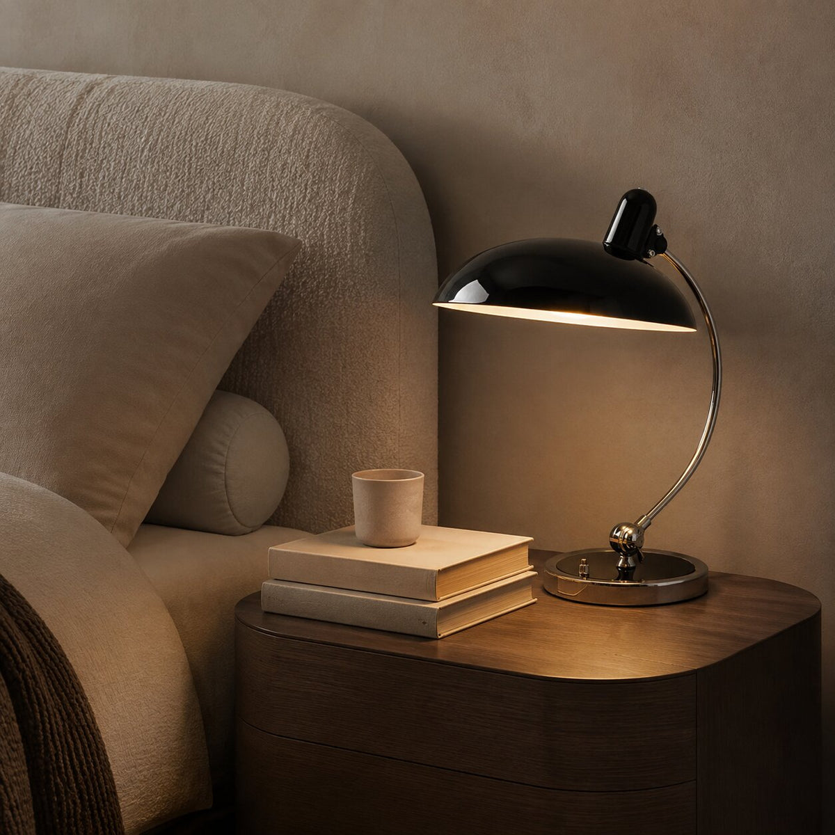Minimalist Metal Dome Table Lamp