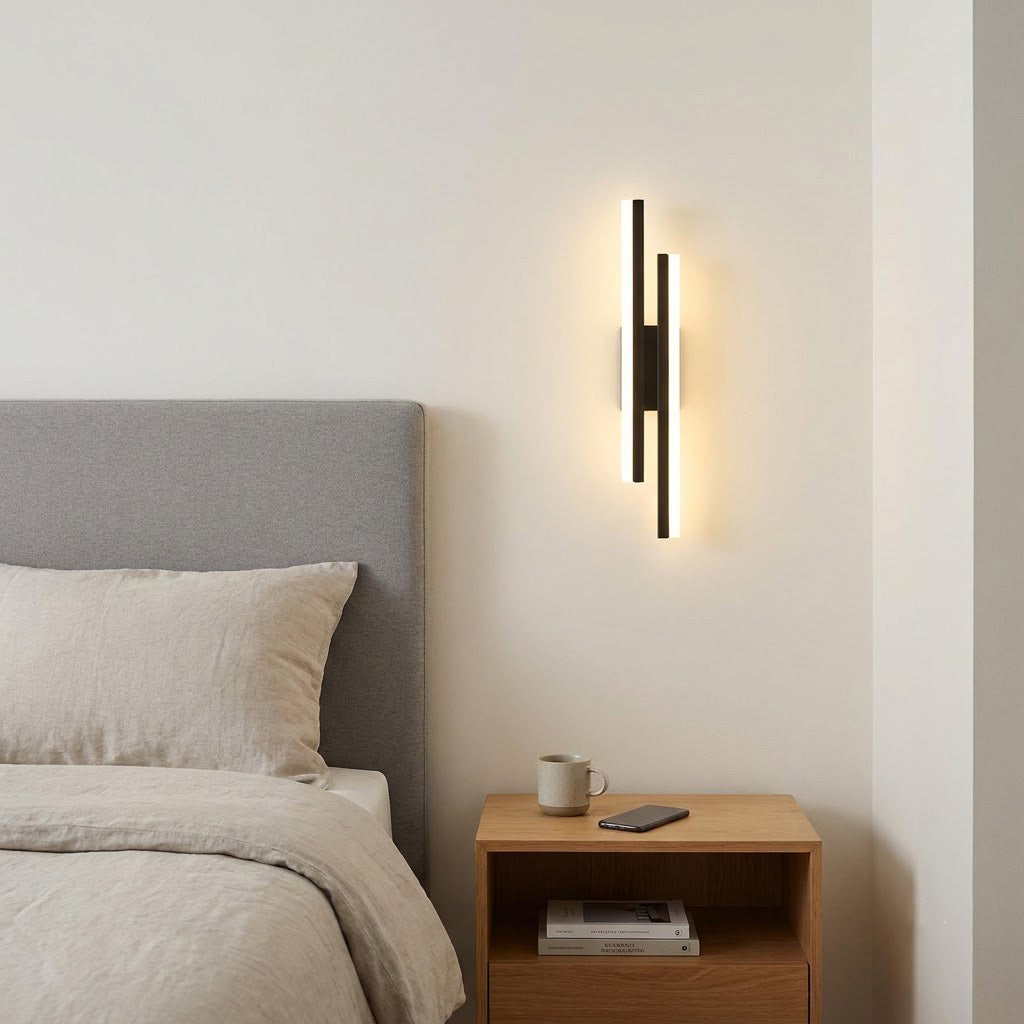 Modern Minimalist Linear Acrylic Wall Sconce