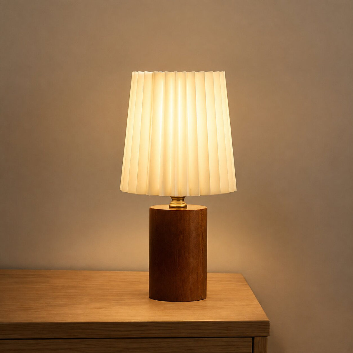 Solid Wood Pleated Table Lamp